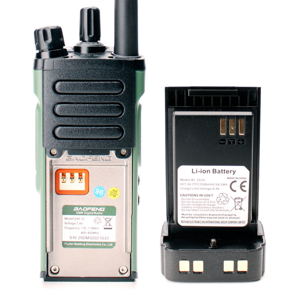 Цифровая рация Baofeng DM-32 AES-256 10W IP54 2200 мАч Type-C GPS Зеленый